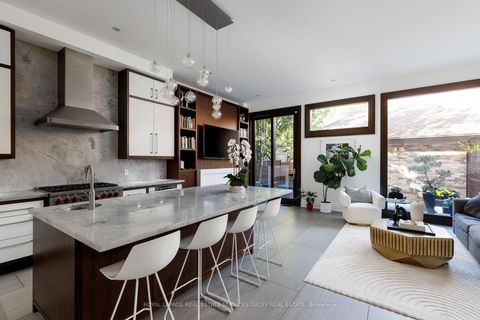 Photo 5 at 46 Mathersfield Drive, Moore Park, Toronto