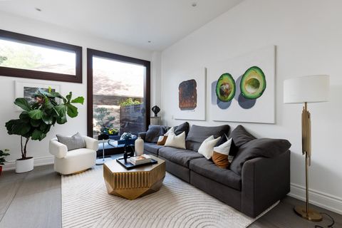 Photo 11 at 46 Mathersfield Drive, Moore Park, Toronto