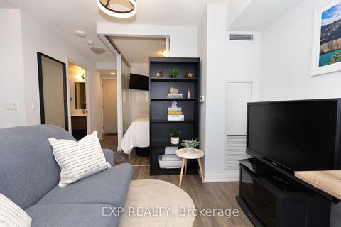 Photo 11 at 707 - 30 Meadowglen Place, Woburn, Toronto