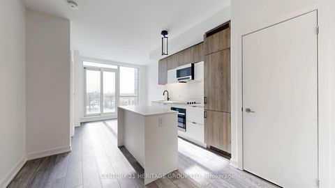 Photo 12 at 702 - 8888 YONGE Street, South Richvale, Richmond Hill