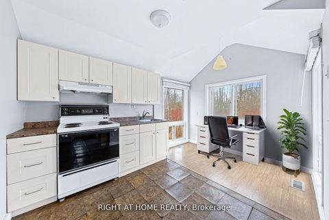 Photo 10 at 685 Reid Street, Alcona, Innisfil