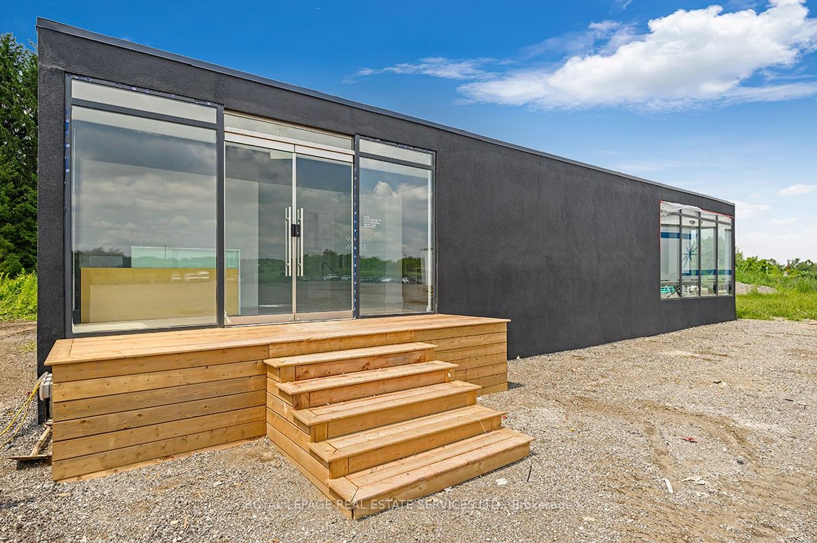 Building #2 - 11840 Keele Street, Rural Vaughan, Vaughan photo number 2