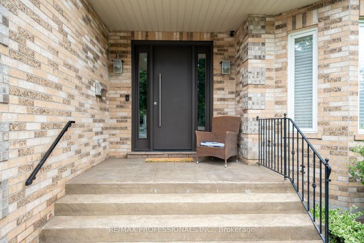 Photo 1 at 4662 Dundas Street W, Humber Valley, Toronto
