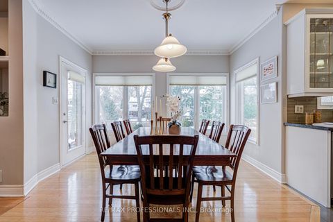 Photo 11 at 4662 Dundas Street W, Humber Valley, Toronto