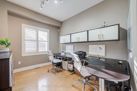 Photo 15 at 4662 Dundas Street W, Humber Valley, Toronto