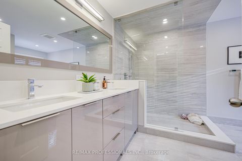 Photo 21 at 4662 Dundas Street W, Humber Valley, Toronto