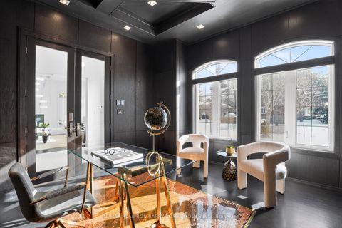 Photo 9 at 29 Junewood Crescent, Windfields, Toronto