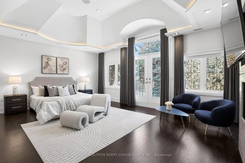 Photo 22 at 29 Junewood Crescent, Windfields, Toronto