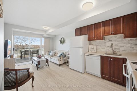 Photo 7 at 711 - 2464 Weston Road, Weston, Toronto