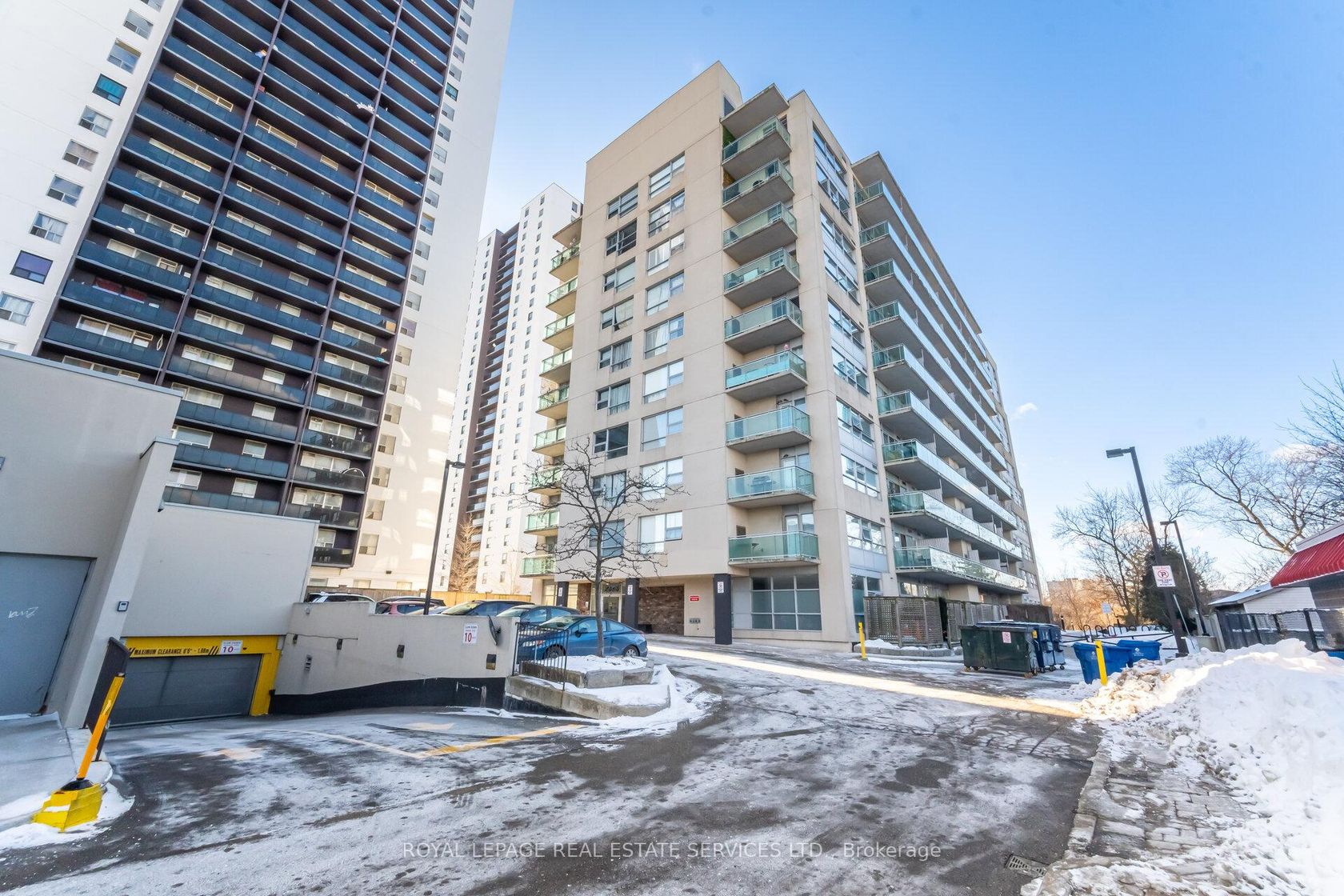 711 - 2464 Weston Road, Weston, Toronto 