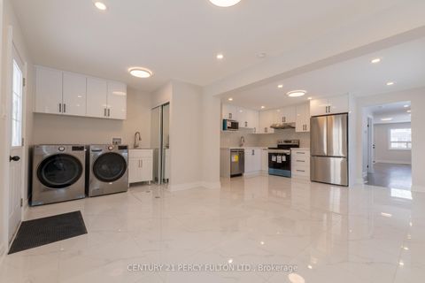 Photo 14 at 193 Cameron Crescent, Keswick North, Georgina