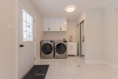 Photo 15 at 193 Cameron Crescent, Keswick North, Georgina