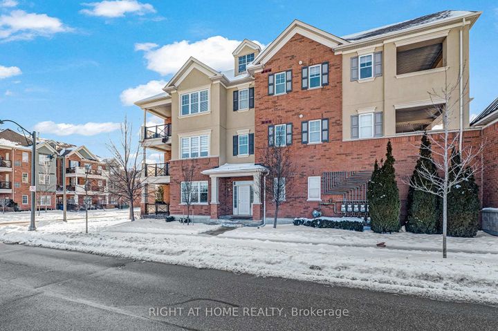 Photo 2 at 101 - 277 Gatwick Drive, RO River Oaks, Oakville