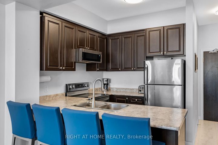 Photo 16 at 101 - 277 Gatwick Drive, RO River Oaks, Oakville