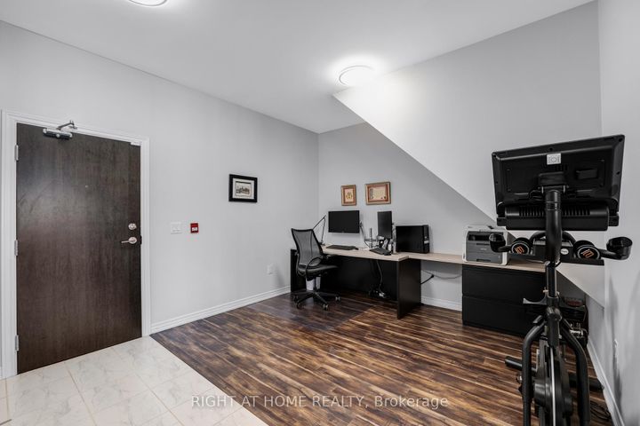 Photo 20 at 101 - 277 Gatwick Drive, RO River Oaks, Oakville