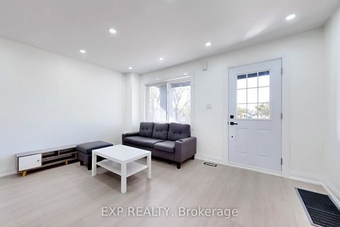 Photo 4 at 685 Jane Street, Smythe, Toronto