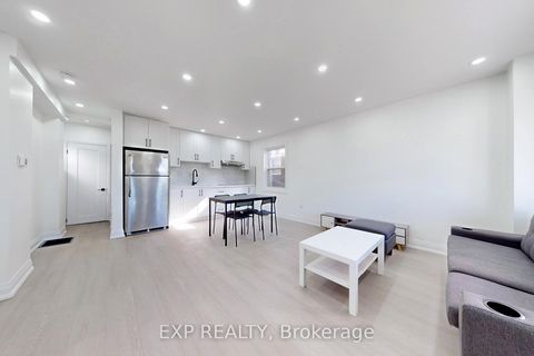 Photo 7 at 685 Jane Street, Smythe, Toronto