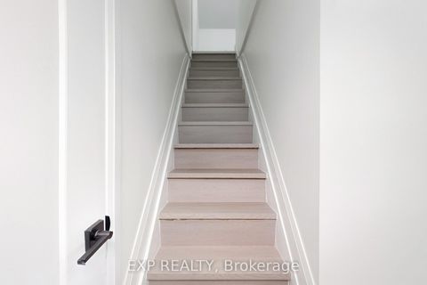 Photo 15 at 685 Jane Street, Smythe, Toronto