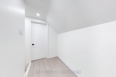Photo 16 at 685 Jane Street, Smythe, Toronto