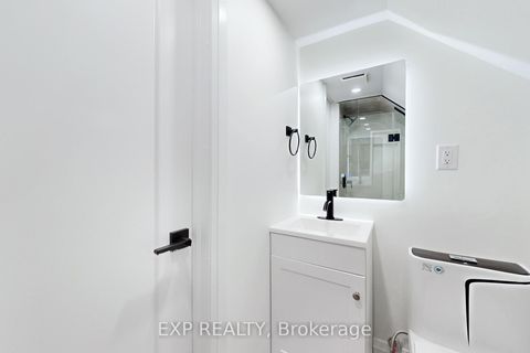 Photo 19 at 685 Jane Street, Smythe, Toronto