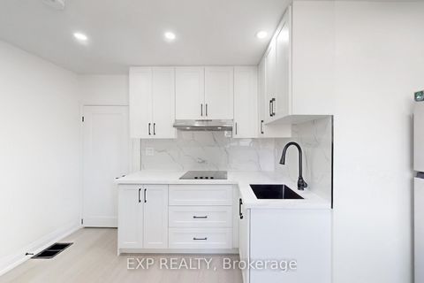 Photo 31 at 685 Jane Street, Smythe, Toronto