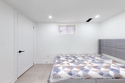 Photo 37 at 685 Jane Street, Smythe, Toronto