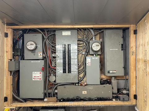 Photo 5 at 291 Silverthorn Avenue, Pellam Park, Toronto