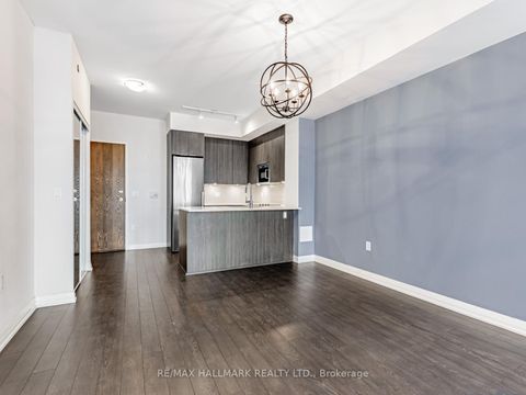 Photo 13 at 322 - 99 Eagle Rock Way, Rural Vaughan, Vaughan