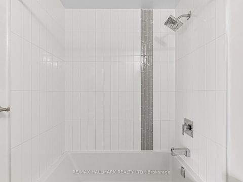 Photo 29 at 322 - 99 Eagle Rock Way, Rural Vaughan, Vaughan