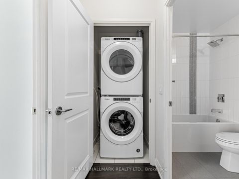 Photo 30 at 322 - 99 Eagle Rock Way, Rural Vaughan, Vaughan