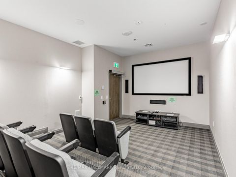 Photo 34 at 322 - 99 Eagle Rock Way, Rural Vaughan, Vaughan