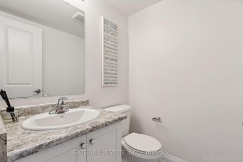 Photo 26 at 27 Moneypenny Place, Beverley Glen, Vaughan