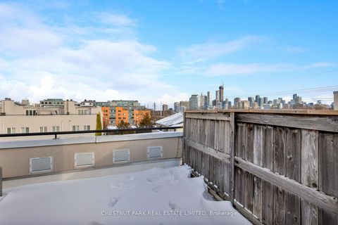 Photo 34 at 211 Walmer Road, Casa Loma, Toronto