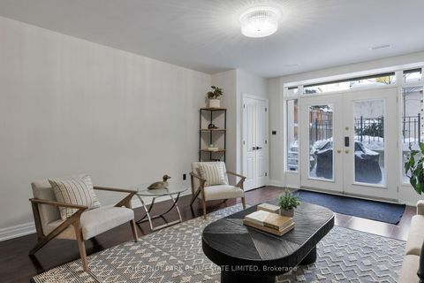 Photo 39 at 211 Walmer Road, Casa Loma, Toronto