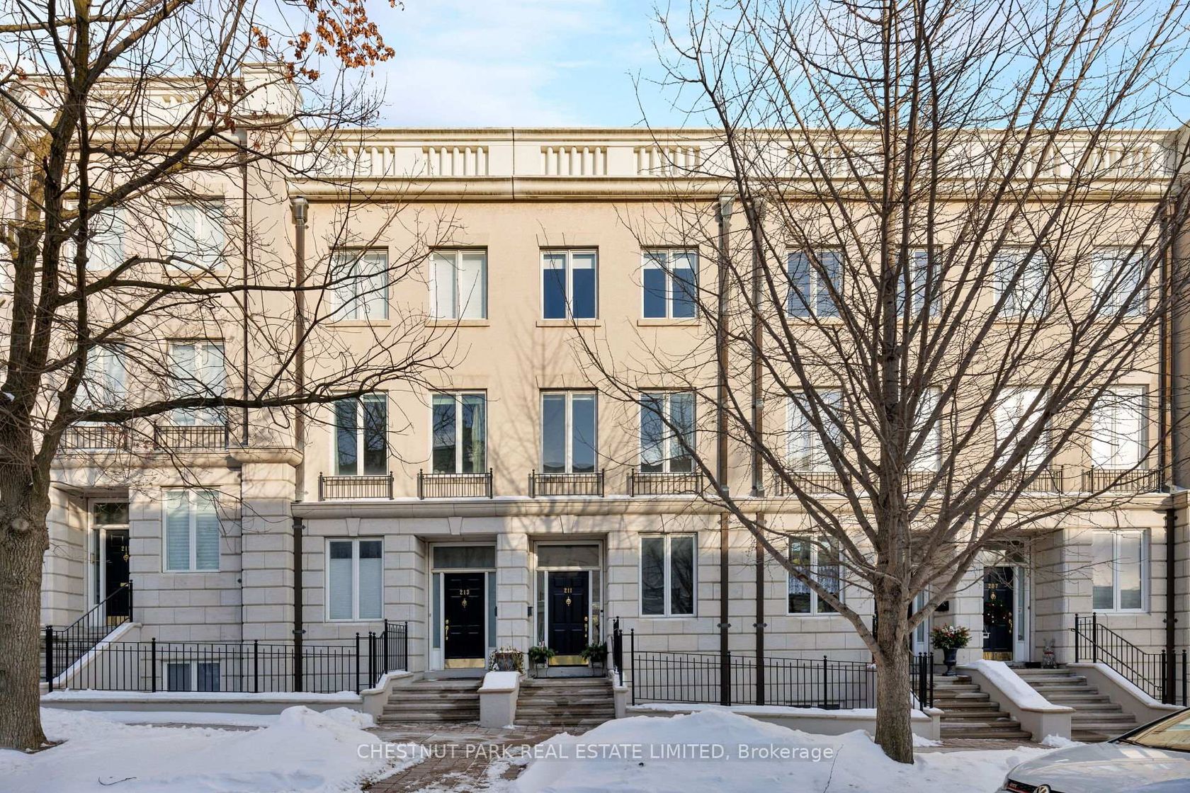 211 Walmer Road, Casa Loma, Toronto 