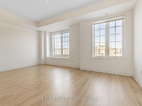 Photo 20 at 247 Harding Park Street, Glenway Estates, Newmarket