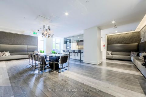 Photo 27 at 312 - 6 Parkwood Avenue, Casa Loma, Toronto