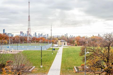 Photo 34 at 312 - 6 Parkwood Avenue, Casa Loma, Toronto