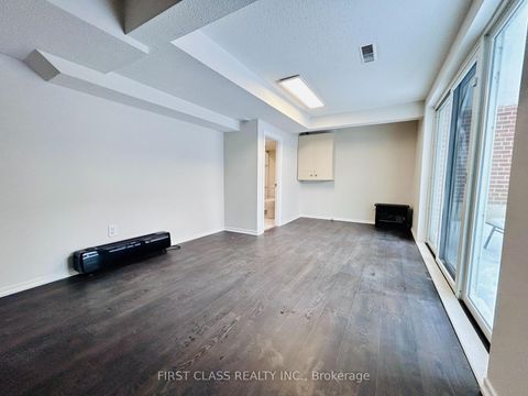 Photo 23 at 32 Scenic Mill Way, Windfields, Toronto