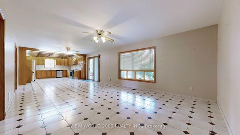 Photo 16 at 62 Langstaff Road W, South Richvale, Richmond Hill