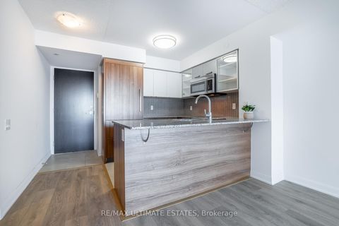 Photo 11 at 711 - 5168 Yonge Street, Willowdale West, Toronto