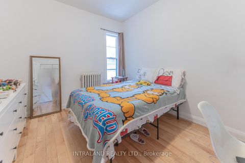Photo 8 at 284 Lisgar Street, Little Portugal, Toronto