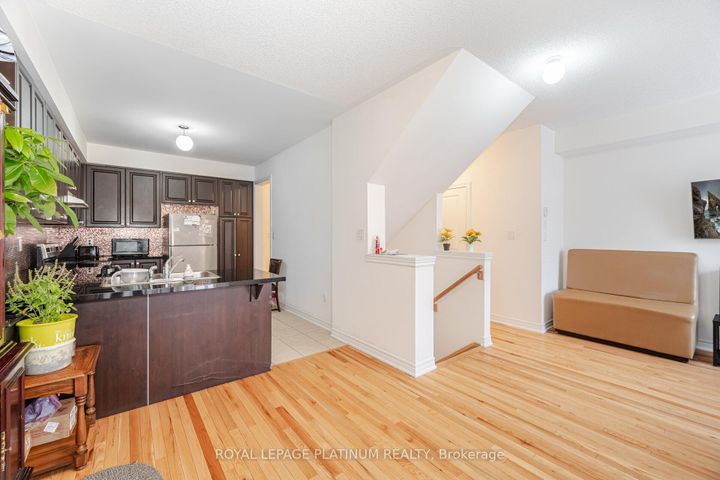 Photo 13 at 20 Haymarket Drive, Northwest Brampton, Brampton