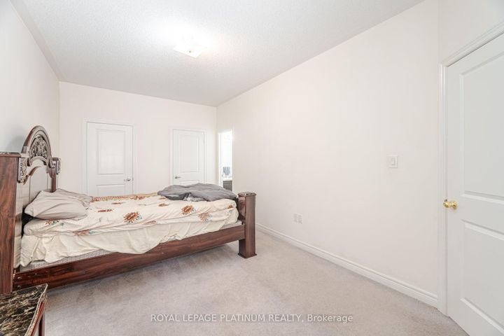 Photo 25 at 20 Haymarket Drive, Northwest Brampton, Brampton