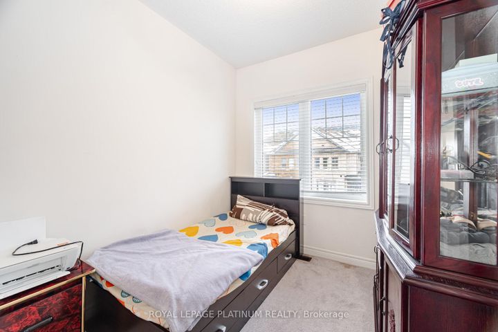 Photo 32 at 20 Haymarket Drive, Northwest Brampton, Brampton