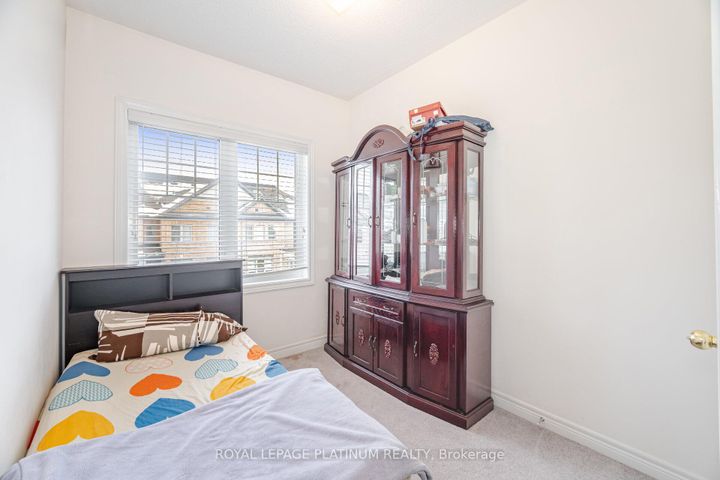 Photo 33 at 20 Haymarket Drive, Northwest Brampton, Brampton