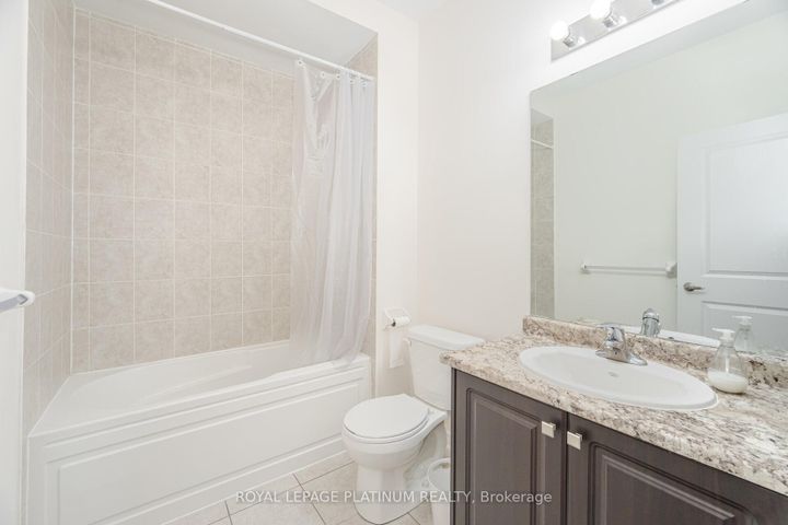 Photo 35 at 20 Haymarket Drive, Northwest Brampton, Brampton