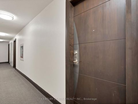 Photo 3 at 206 - 73 King William Crescent, Langstaff, Richmond Hill