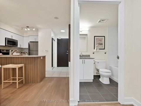 Photo 18 at 206 - 73 King William Crescent, Langstaff, Richmond Hill