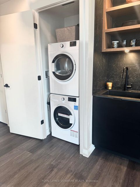 Photo 11 at 1510 - 55 Charles Street E, Yonge Corridor, Toronto